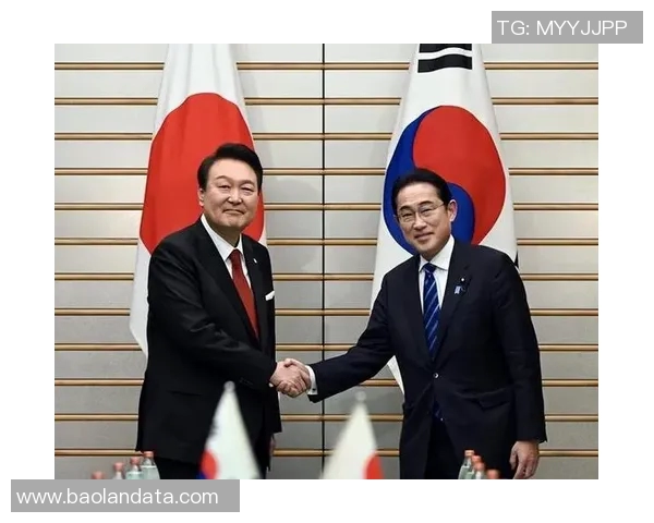 日本宣传图似韩国旗引争议，文化误解与外交风波再起